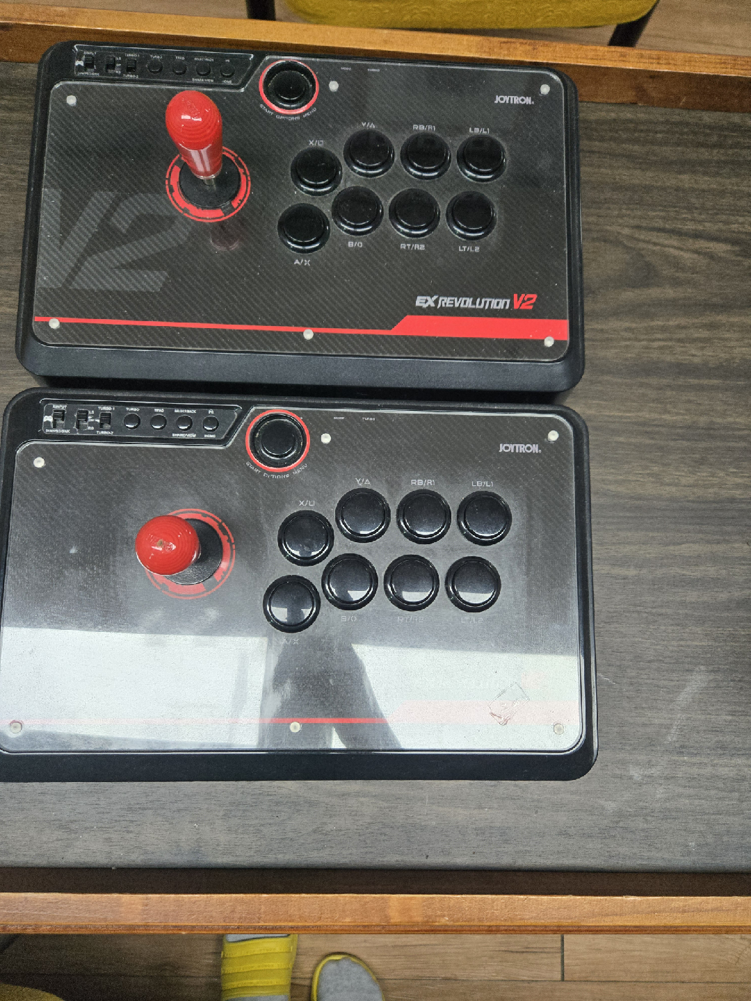 조이트론 EX 레볼루션 V2 아케이드 스틱 2개