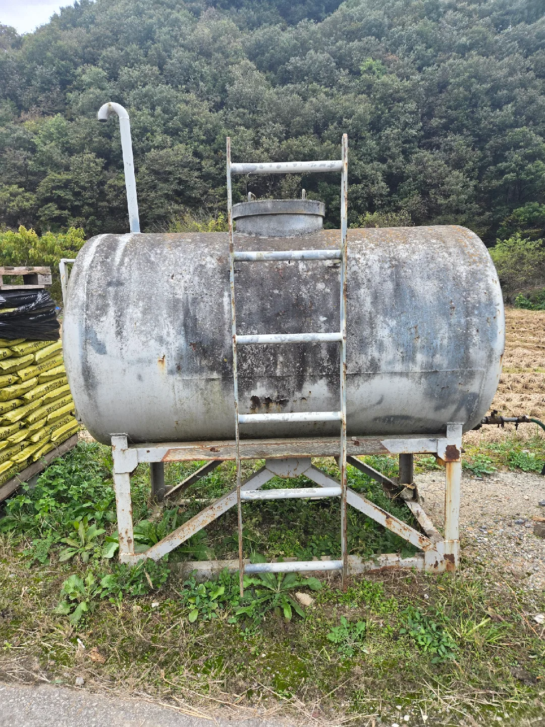 중고 기름 탱크 판매 합니다~