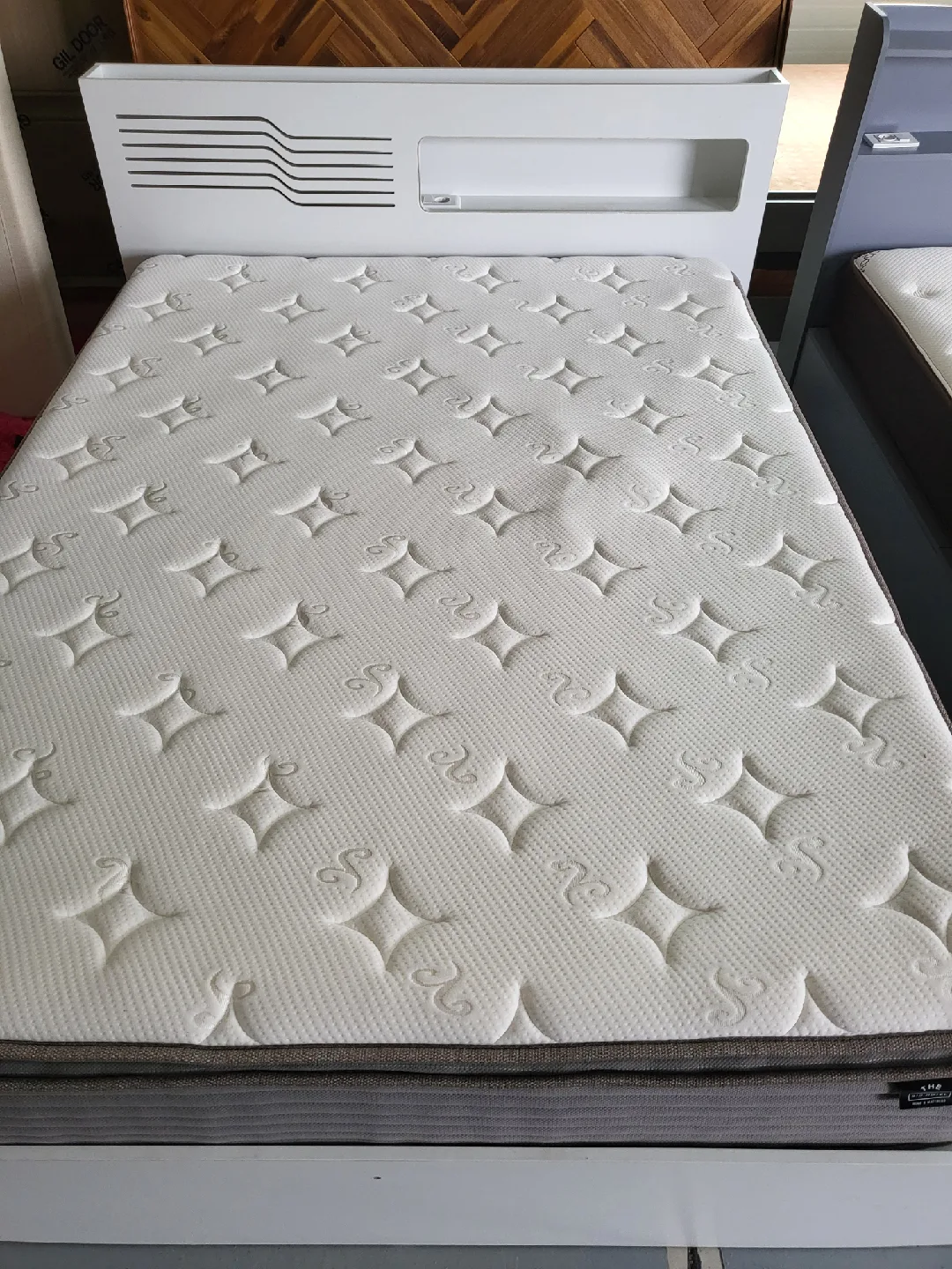 퀸침대 수납침대