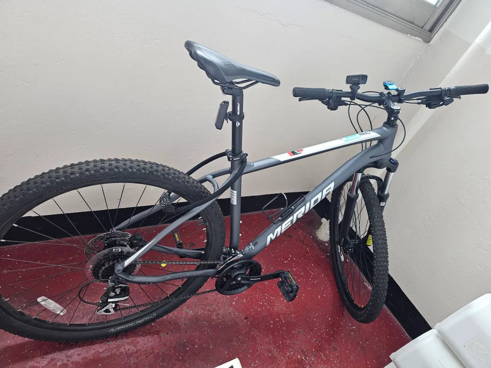 메리다 빅나인 20 MTB 자전거 (헬멧 포함) 주말까지만 가격내립니다