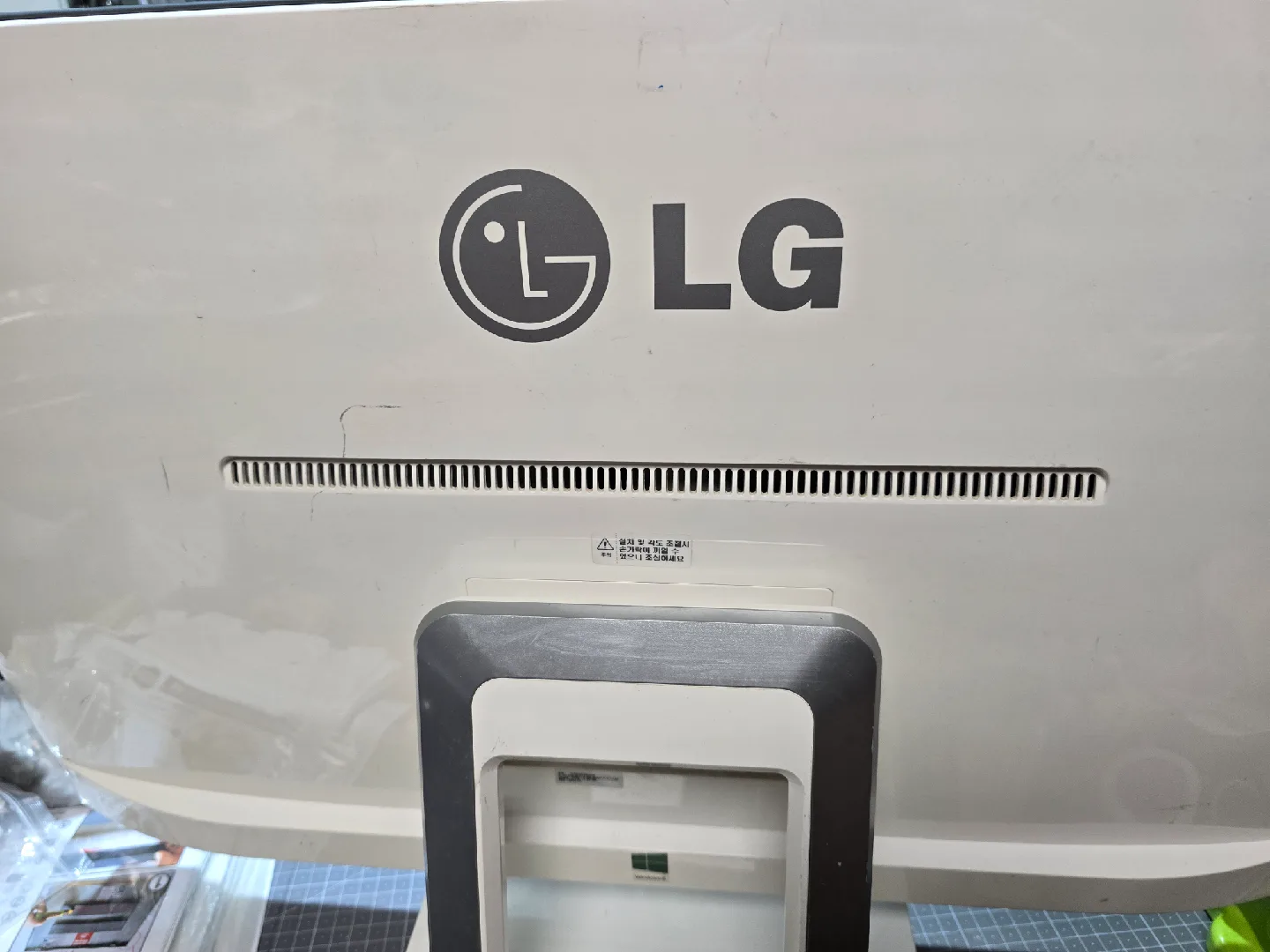 LG 일체형 pc 액정파손품