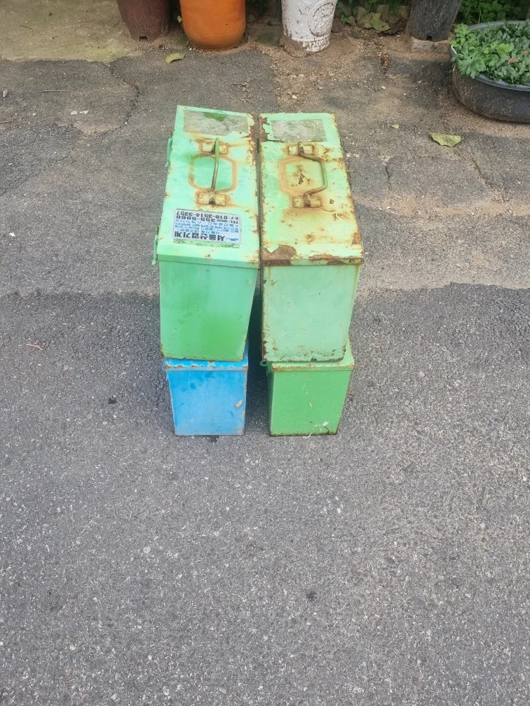 중고 기름 탱크