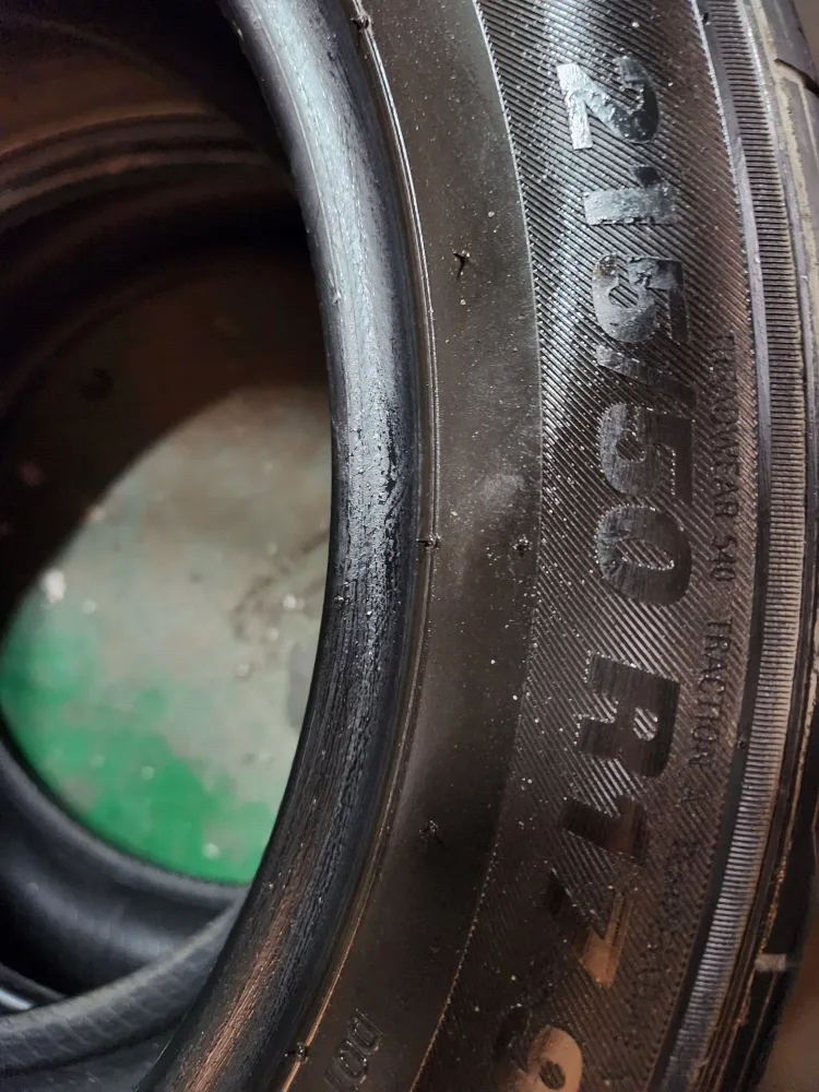 중고 타이어 215 50 17 두본