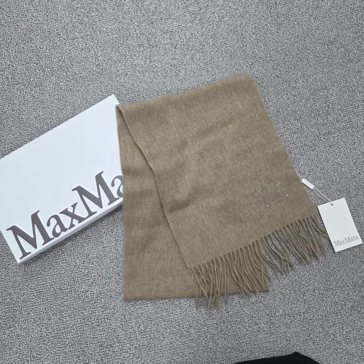 미착용 새상품 캐시미어 막스마라 머플러