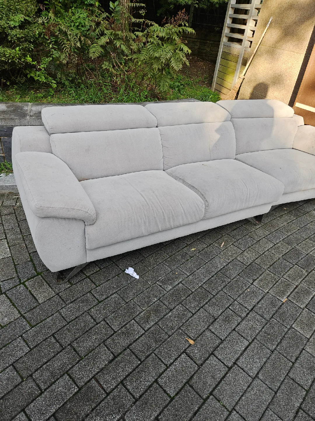 아이보리색 중고 소파