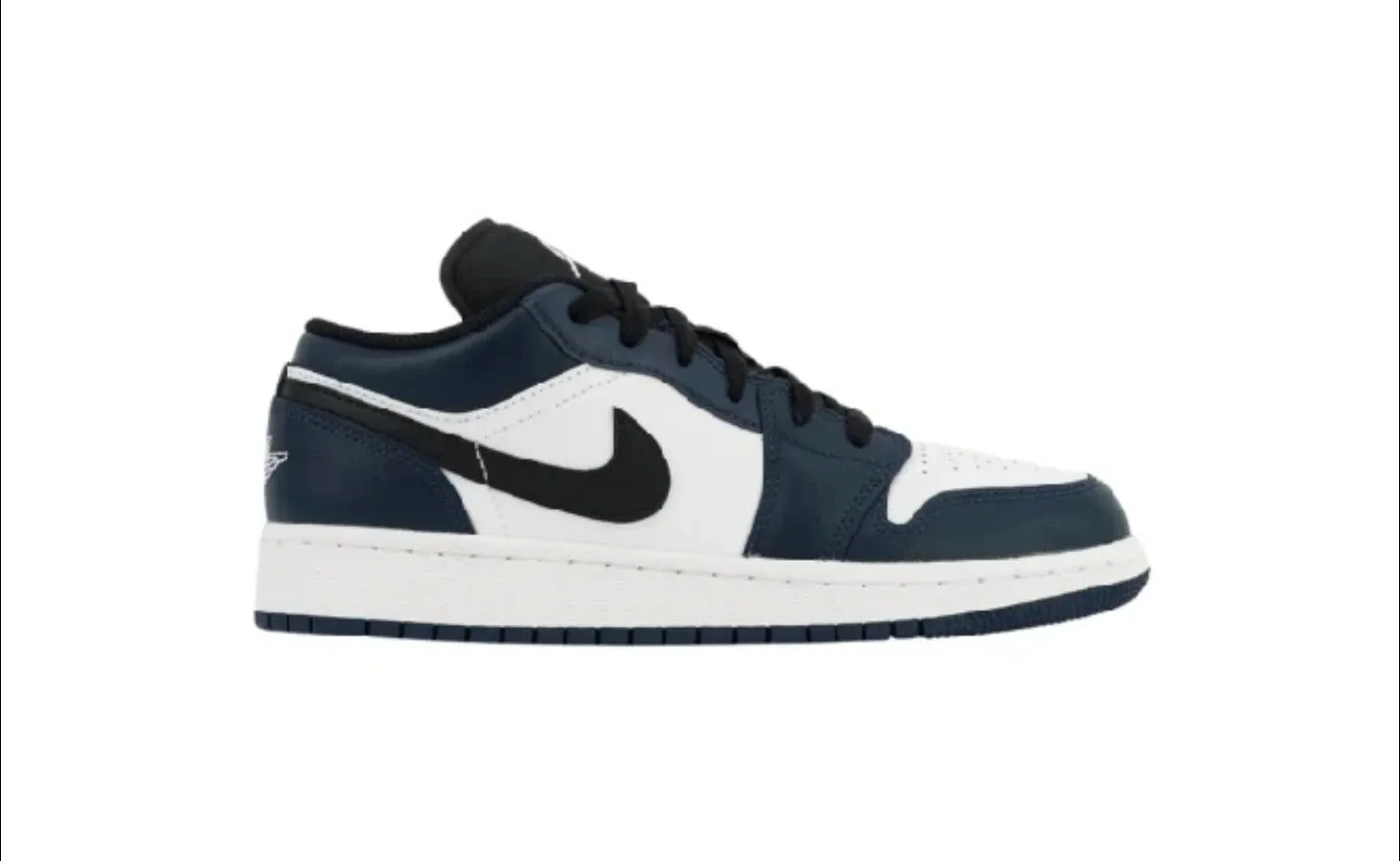 조던1 로우 GS 아머리 네이비 245mm 중고 정리 합니다.