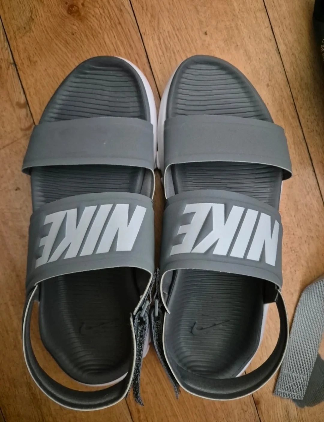 나이키 샌들