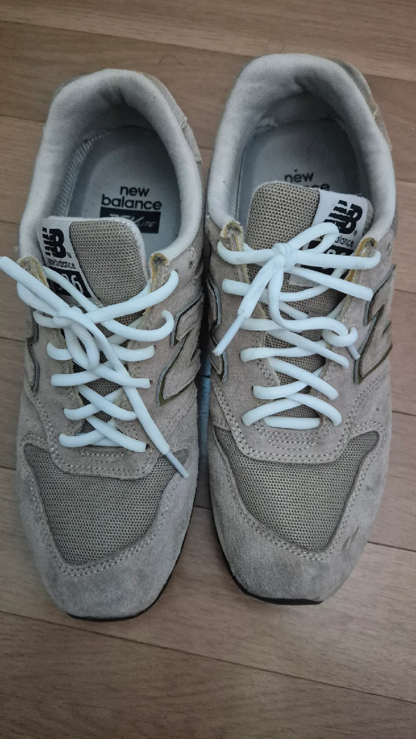 뉴발란스 996 베이지 사이즈250