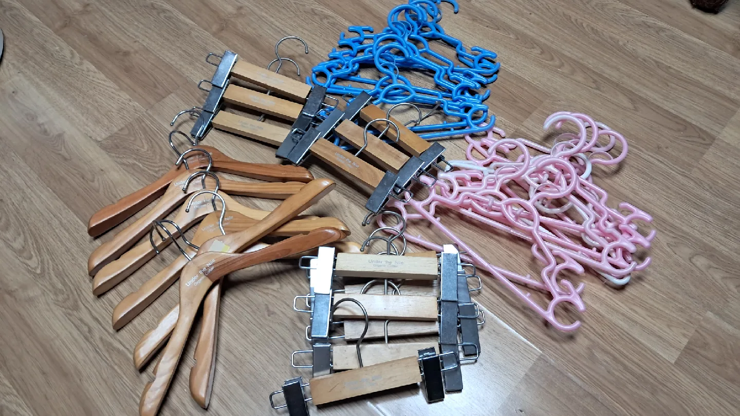 유아 옷걸이 세트 (원목, 플라스틱)