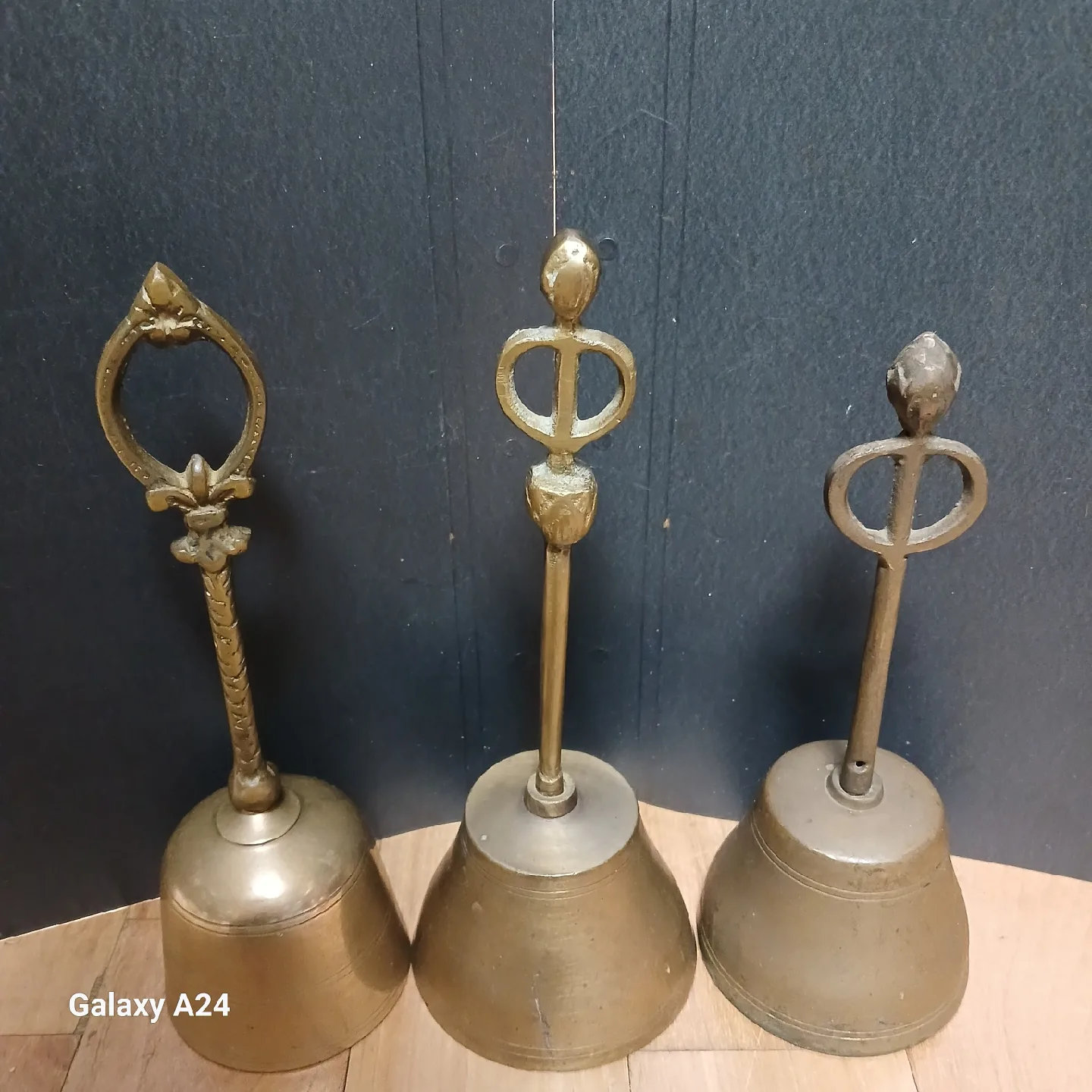 황동종 세점 모두
