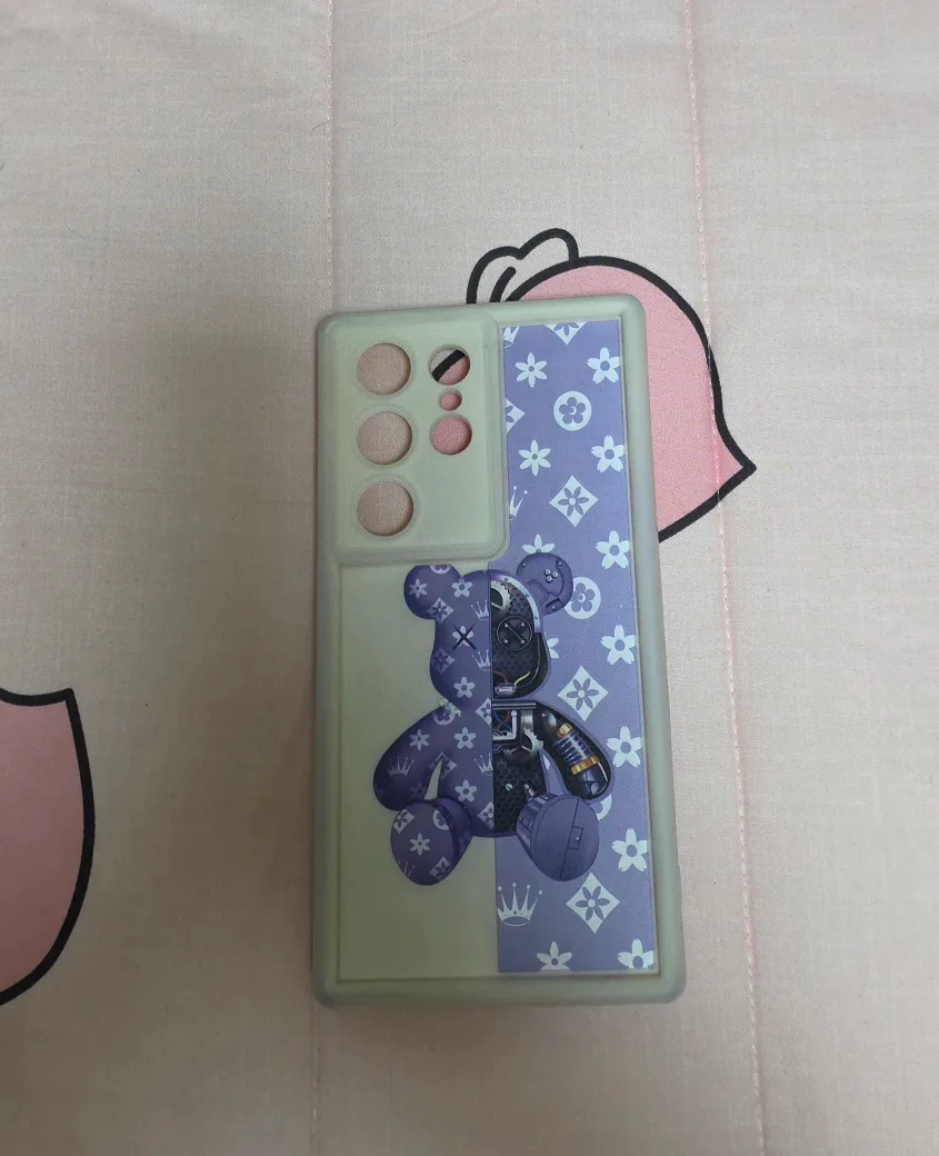 갤럭시 S24 울트라 곰돌이 케이스