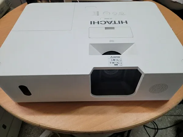 히타치 5800안시  새램프 중고빔프로젝터