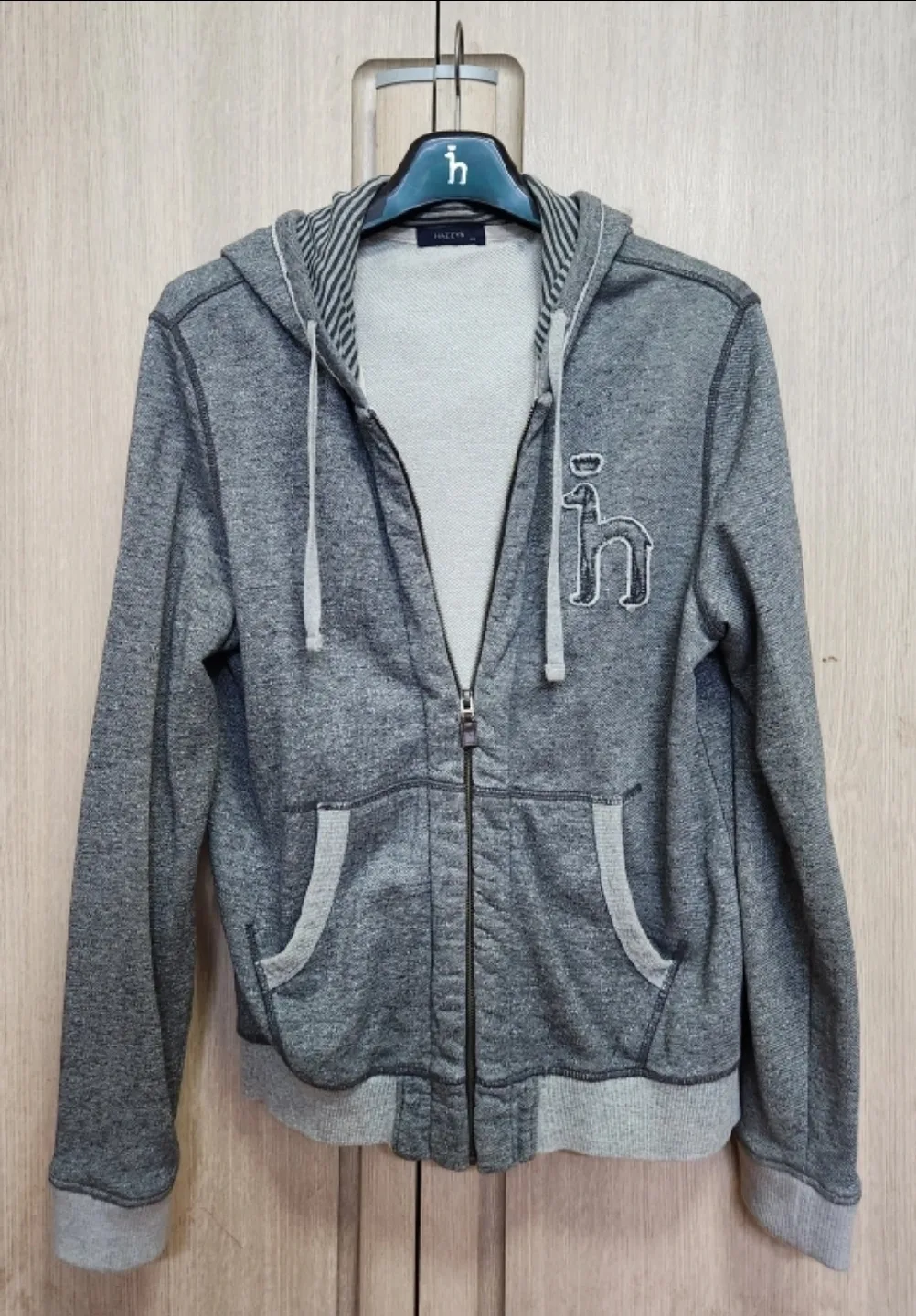 헤지스 후드집업 판매합니다