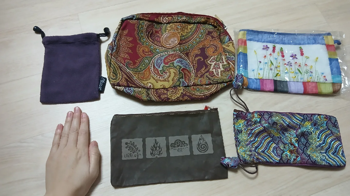 파우치 여성용 주머니 화장품 생리대 패드 가방