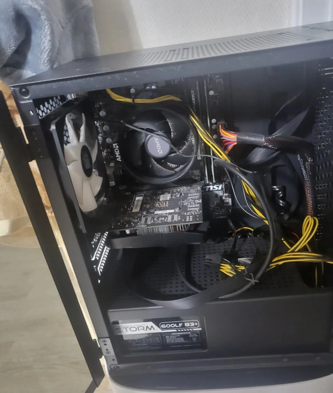 중고 PC 판매합니다 3200g gtx750