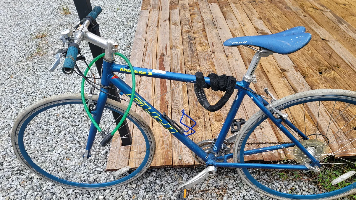 자전거 여러 대