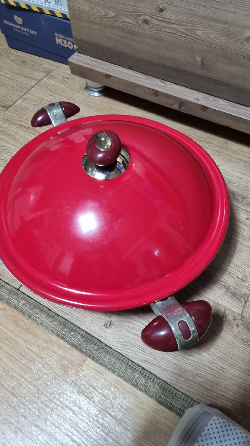 이쁜용기임다  새거같은중고임니다