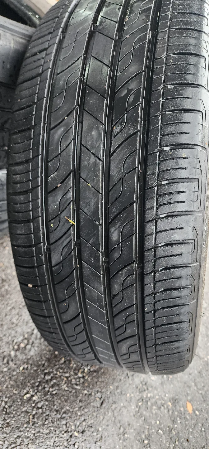 타이어  225 50 17