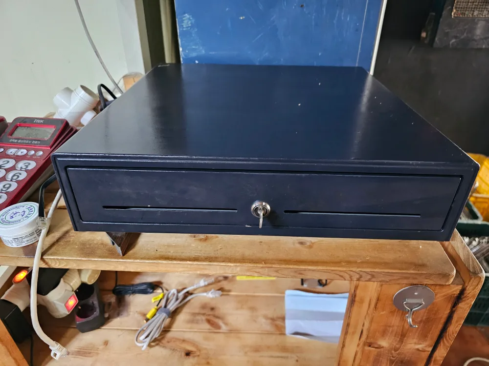 검정색 금전 등록기