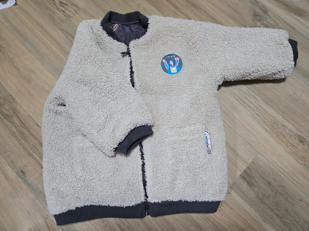 핌뽀요  뽀글이 양면 리버시블 자켓