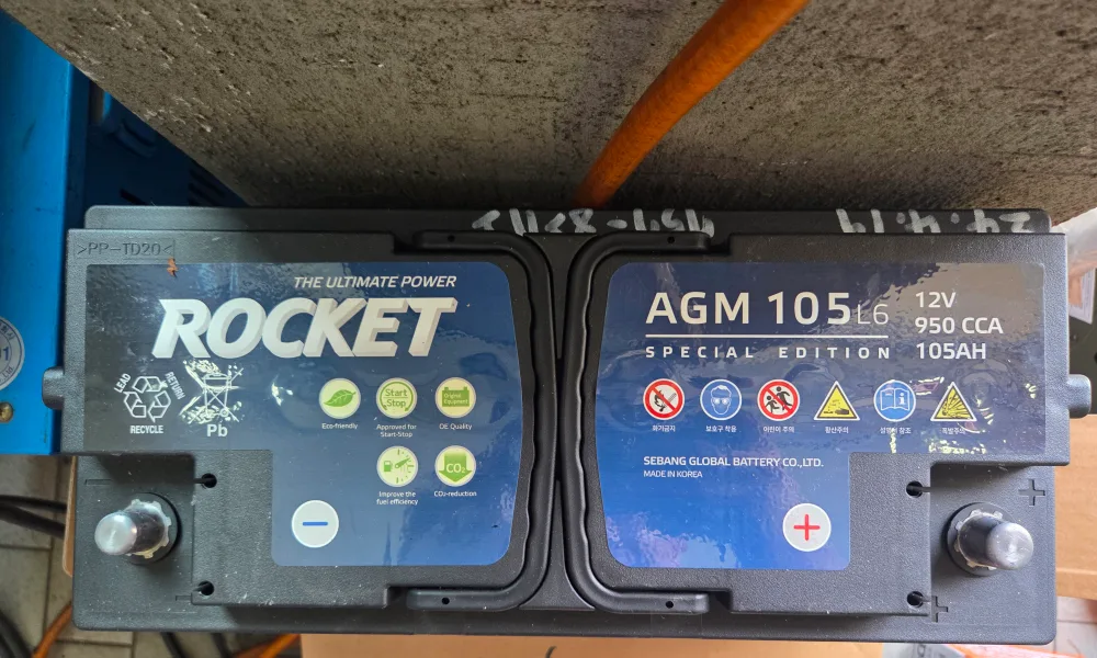 로케트 AGM 105L6 자동차 배터리