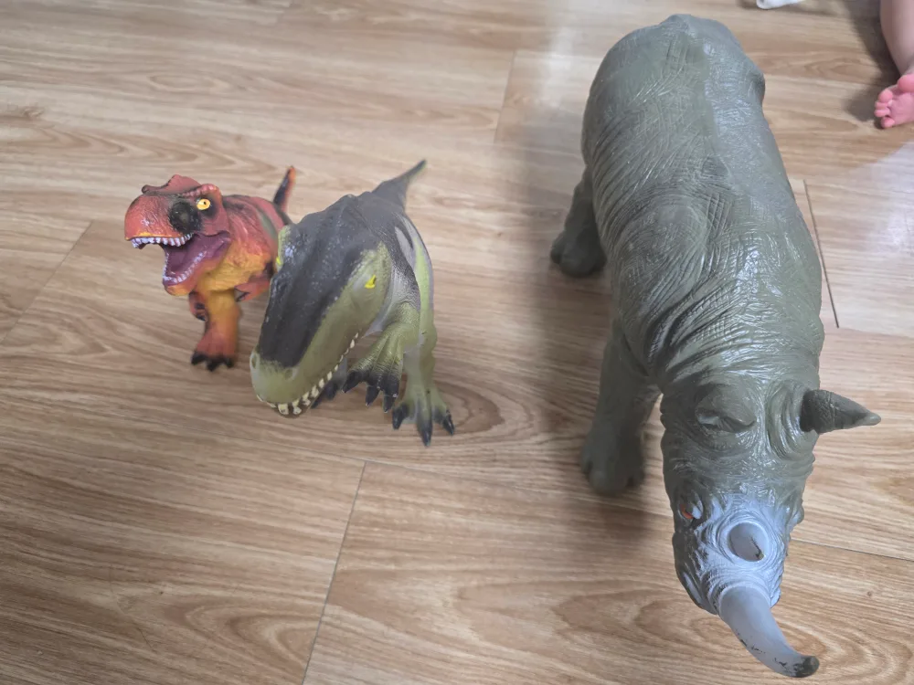 공룡 코뿔소 피규어 3종 세트