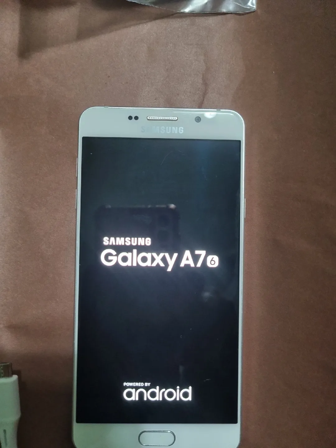 삼성 갤럭시 A7 중고폰