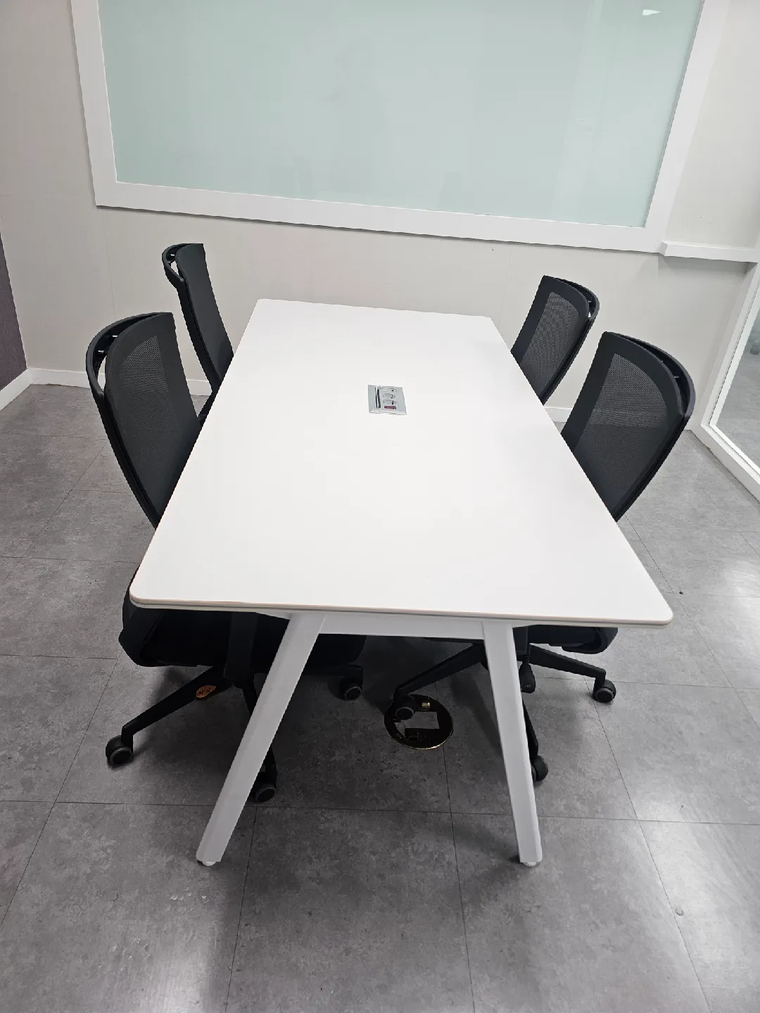 테이블과 의자 세트 4인용 가격입니다 중고