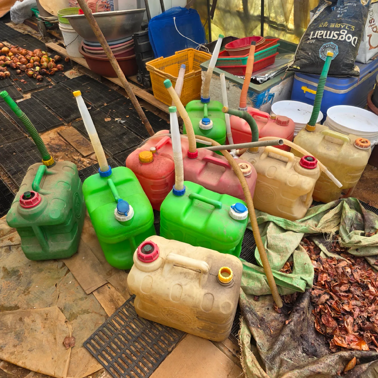 기름통 10개 써개 3개