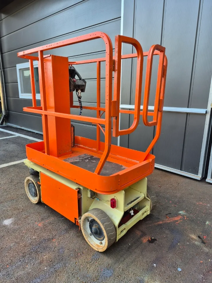 1인승 중고 고소작업대를 판매합니다(5m급)