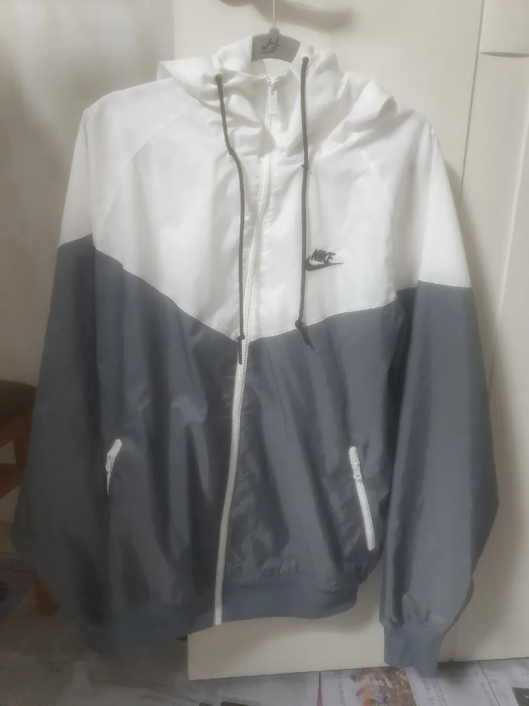 나이키 95싸이즈 흰색ㆍ차콜