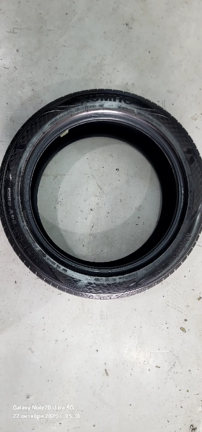 금호타이어 235/45R18 중고 2개