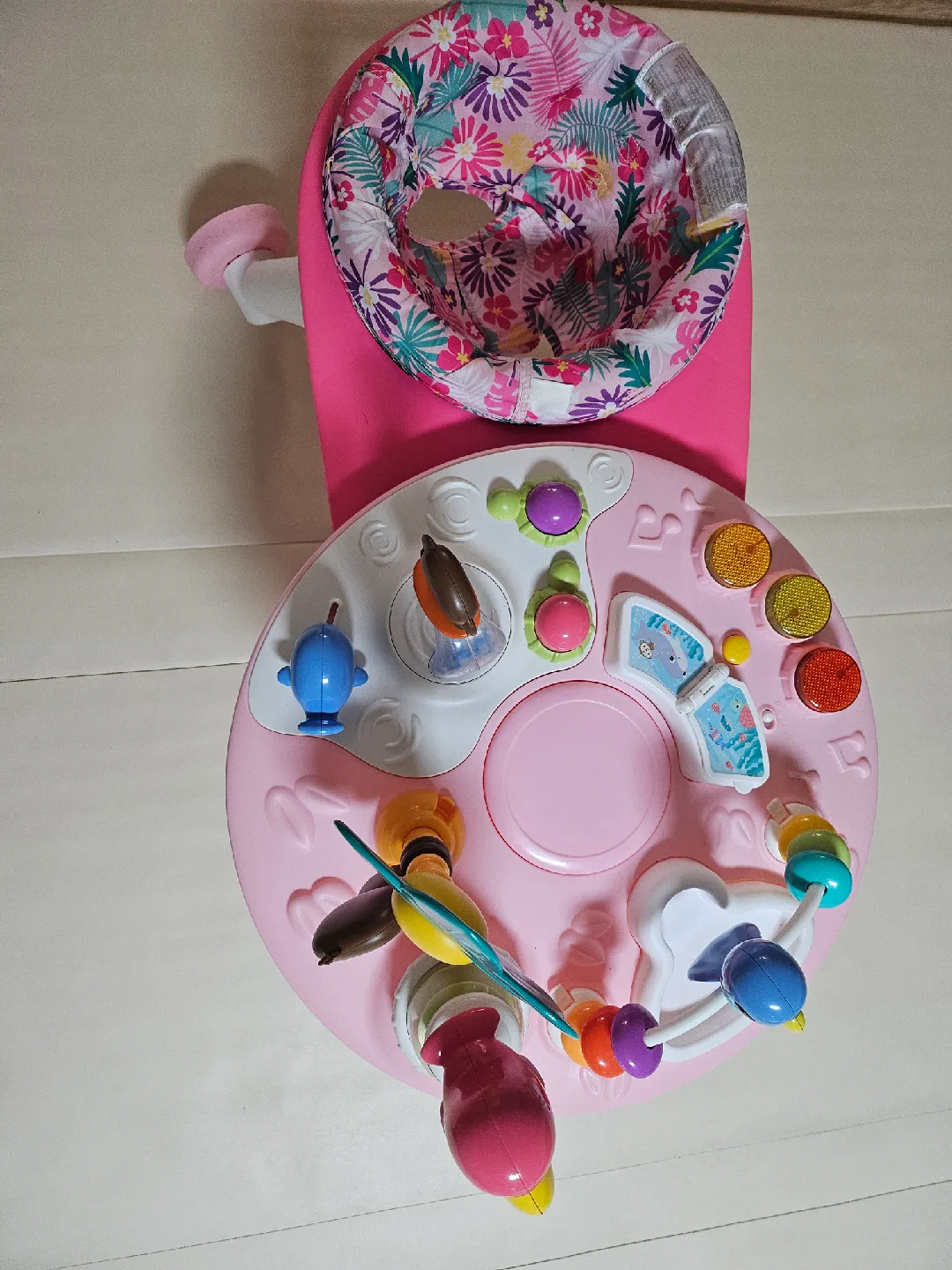 어라운드 위고 핑크