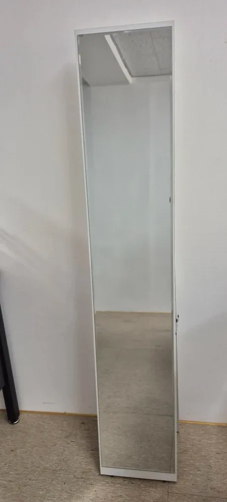 화이트 전신 거울