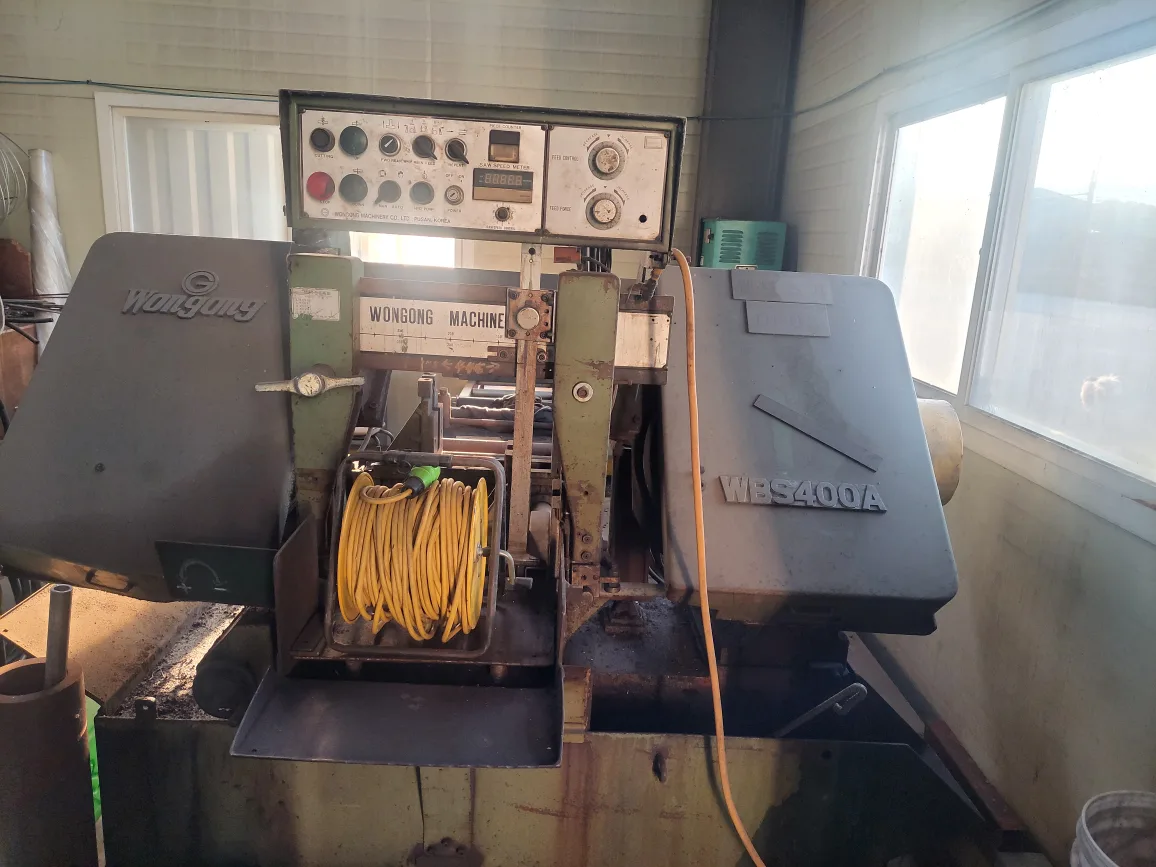 중고 자동 톱기계 판매 합니다