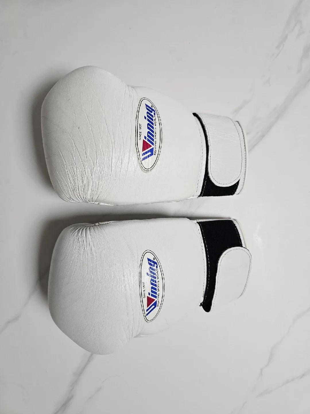 구하기어려운 위닝 화이트 글러브 10oz 중고 팝니다