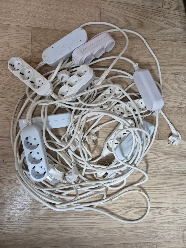 중고콘센트 9개 개당 1500원