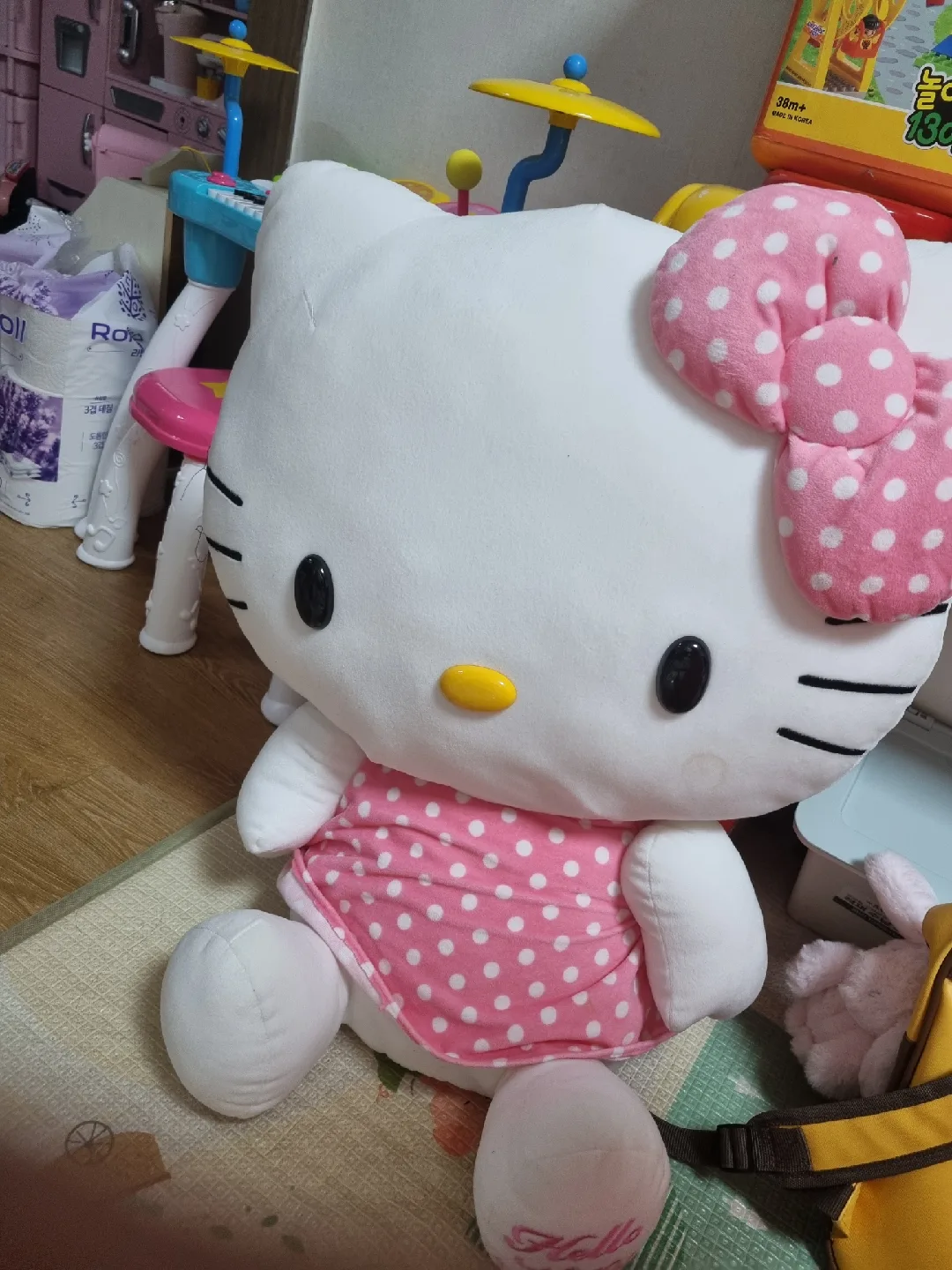 산리오 헬로키티 핑크 도트 인형