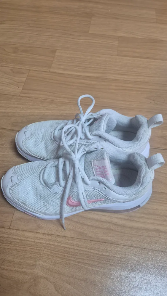 나이키 에어맥스 흰색 운동화 230