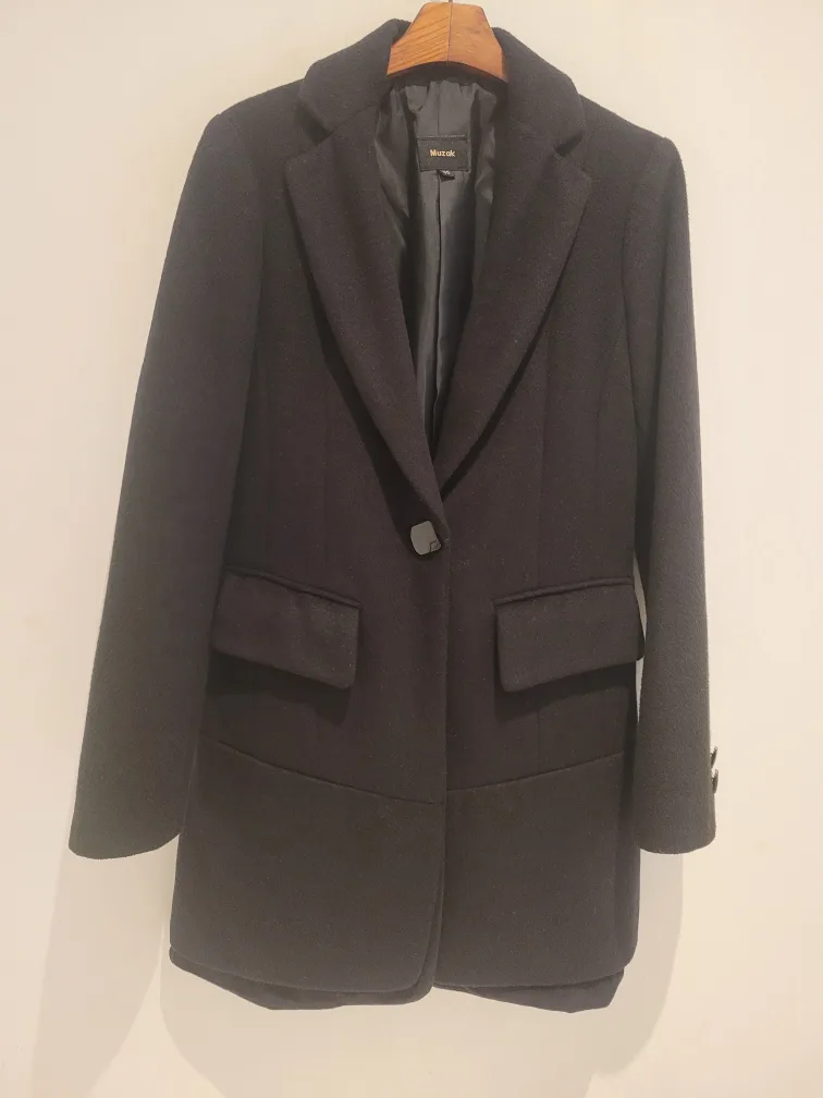 MUZAK 블랙 울코트 팔아요!