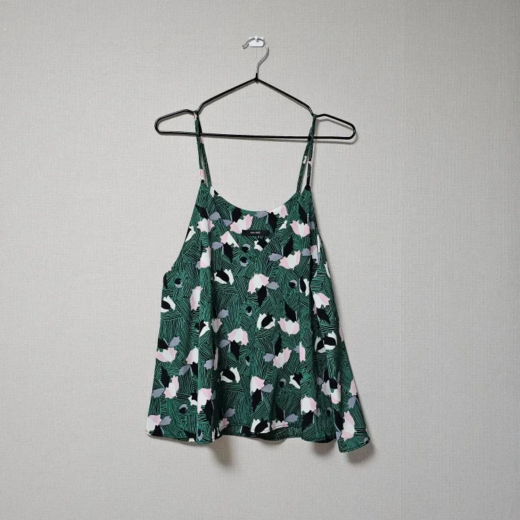 반에이크 뷔스티에 레이어드 끈나시