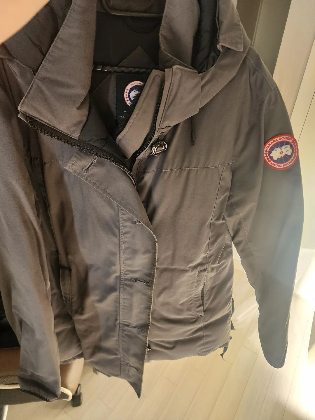 캐나다구스 패딩 M/M 사이즈