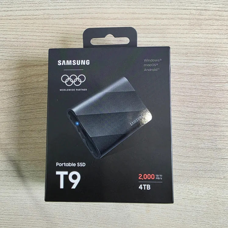 삼성 포터블 SSD T9 4TB 새상품