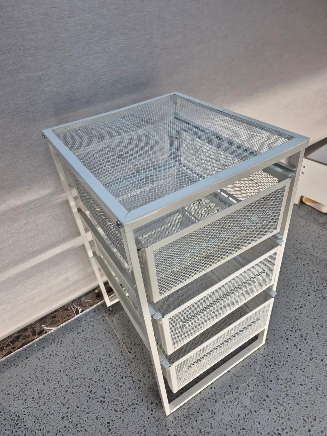 이케아 마켓비 철제3단 서랍장 수납장 선반