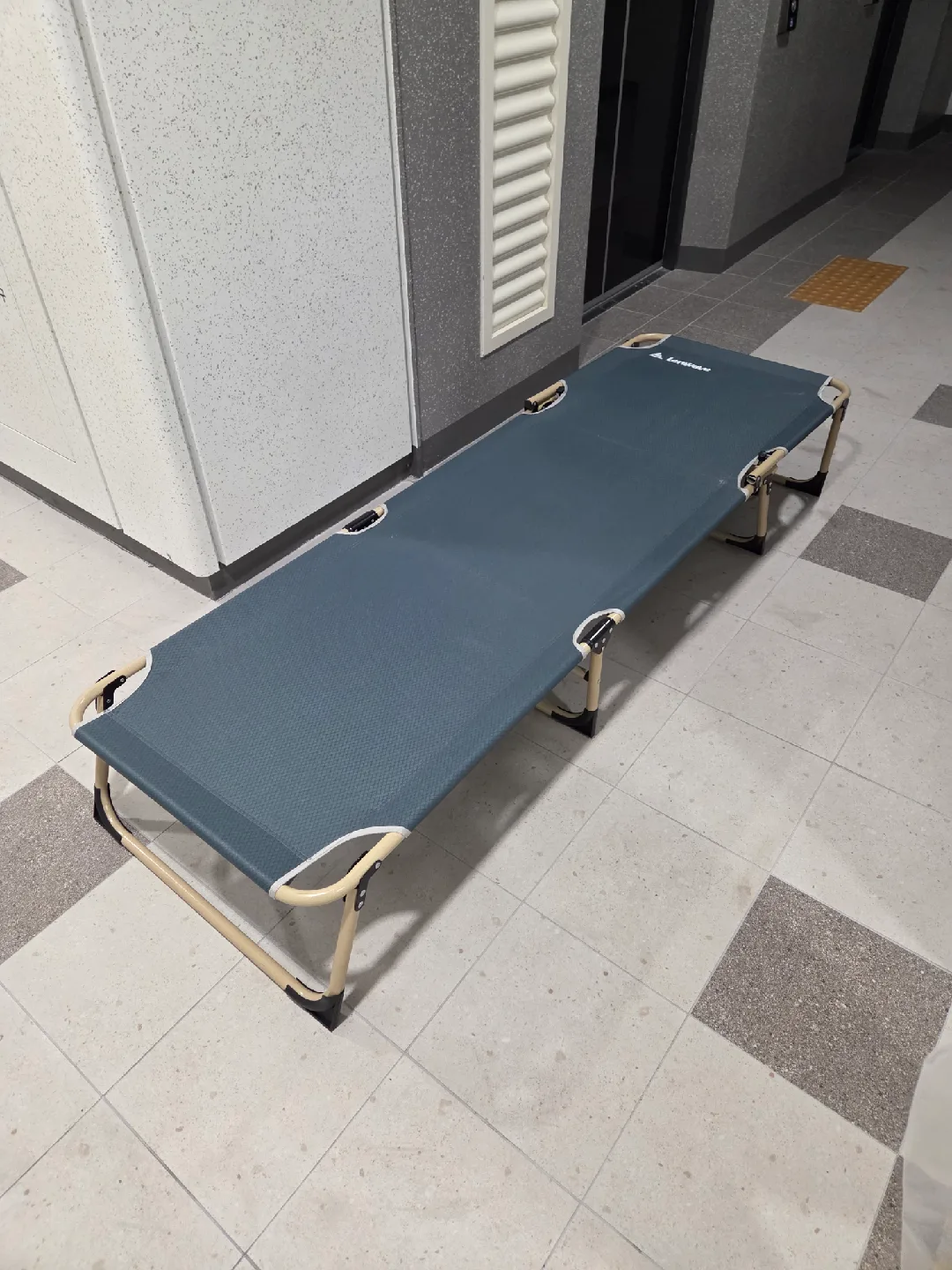 접이식 캠핑 야전침대