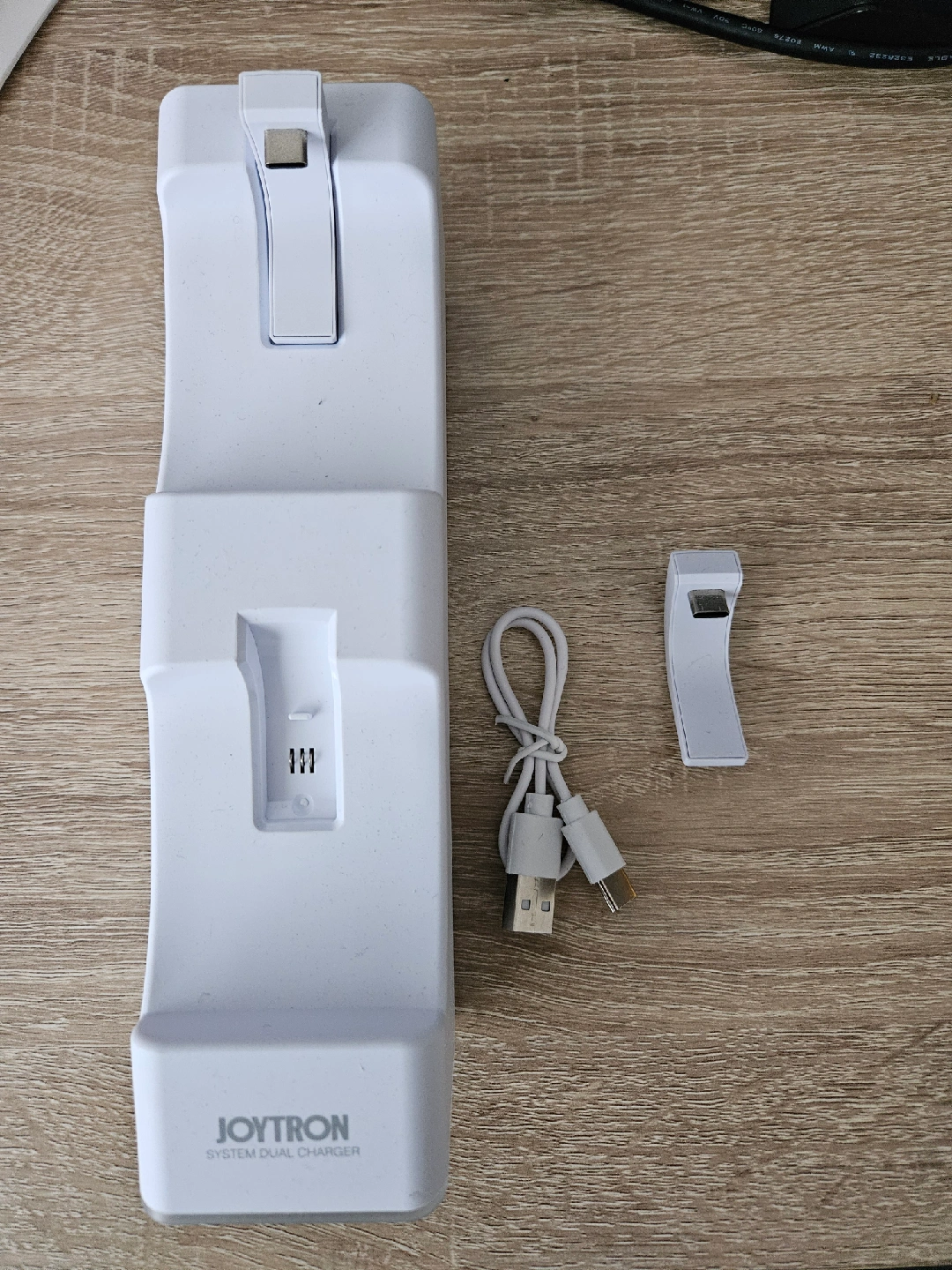 조이트론 PS5 듀얼센스 충전 거치대 | 디지털기기 | 당근 중고거래