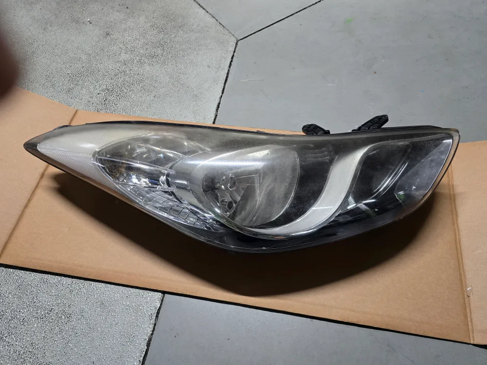 아반떼 MD 조수석 헤드라이트