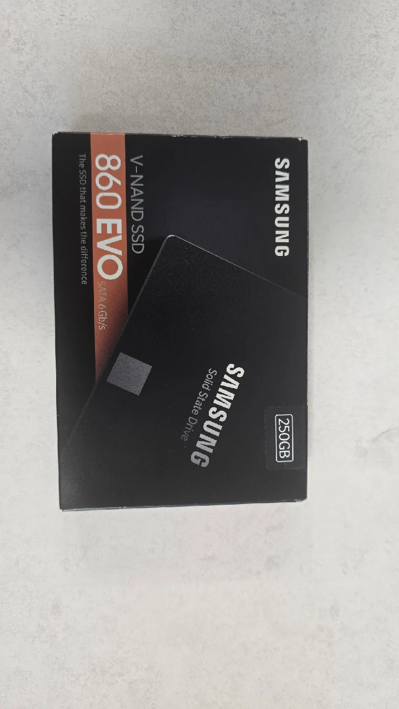 삼성 860 EVO 250GB SSD 미개봉