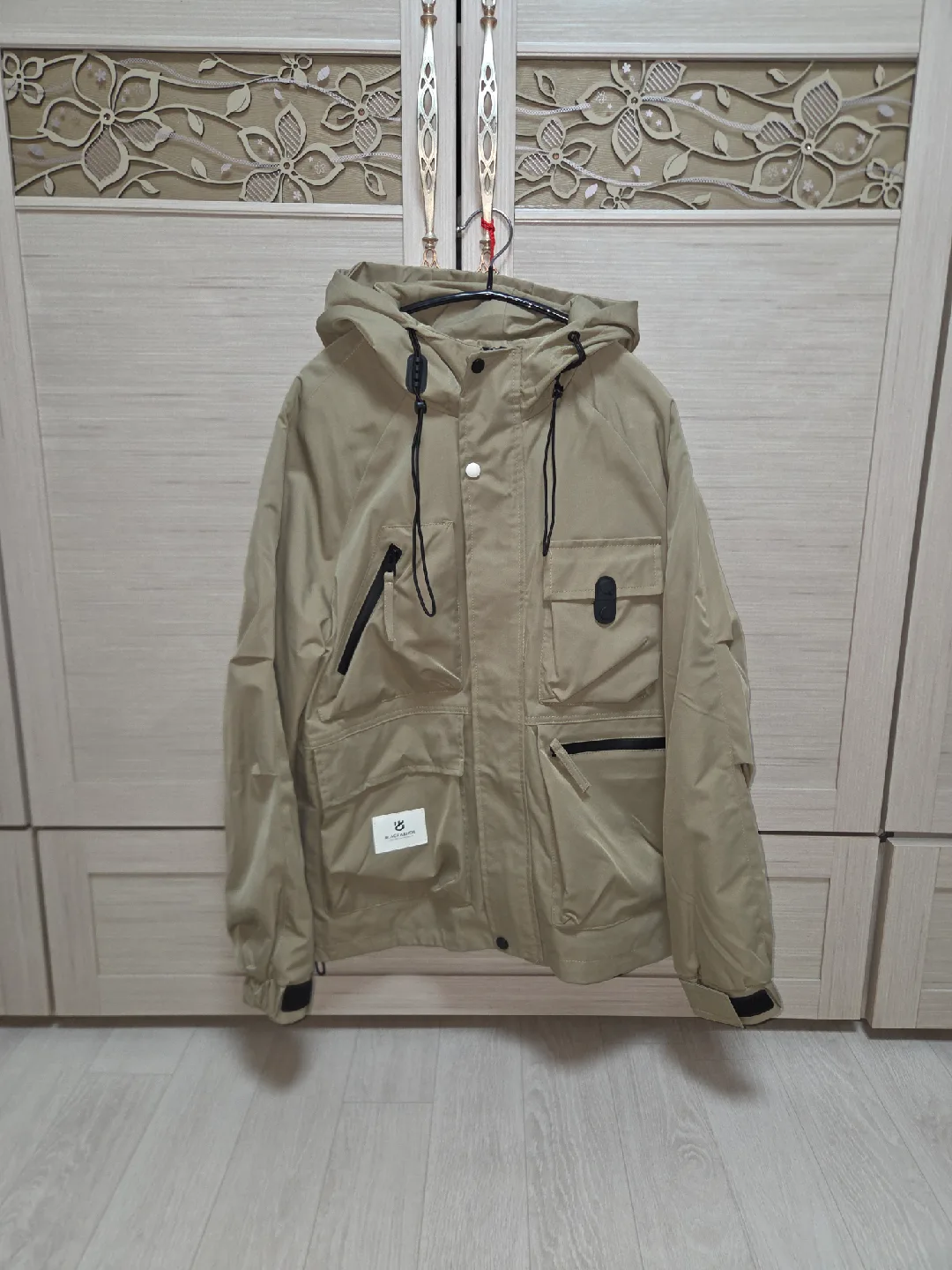 미착용 중고 후드 점퍼 팝니다