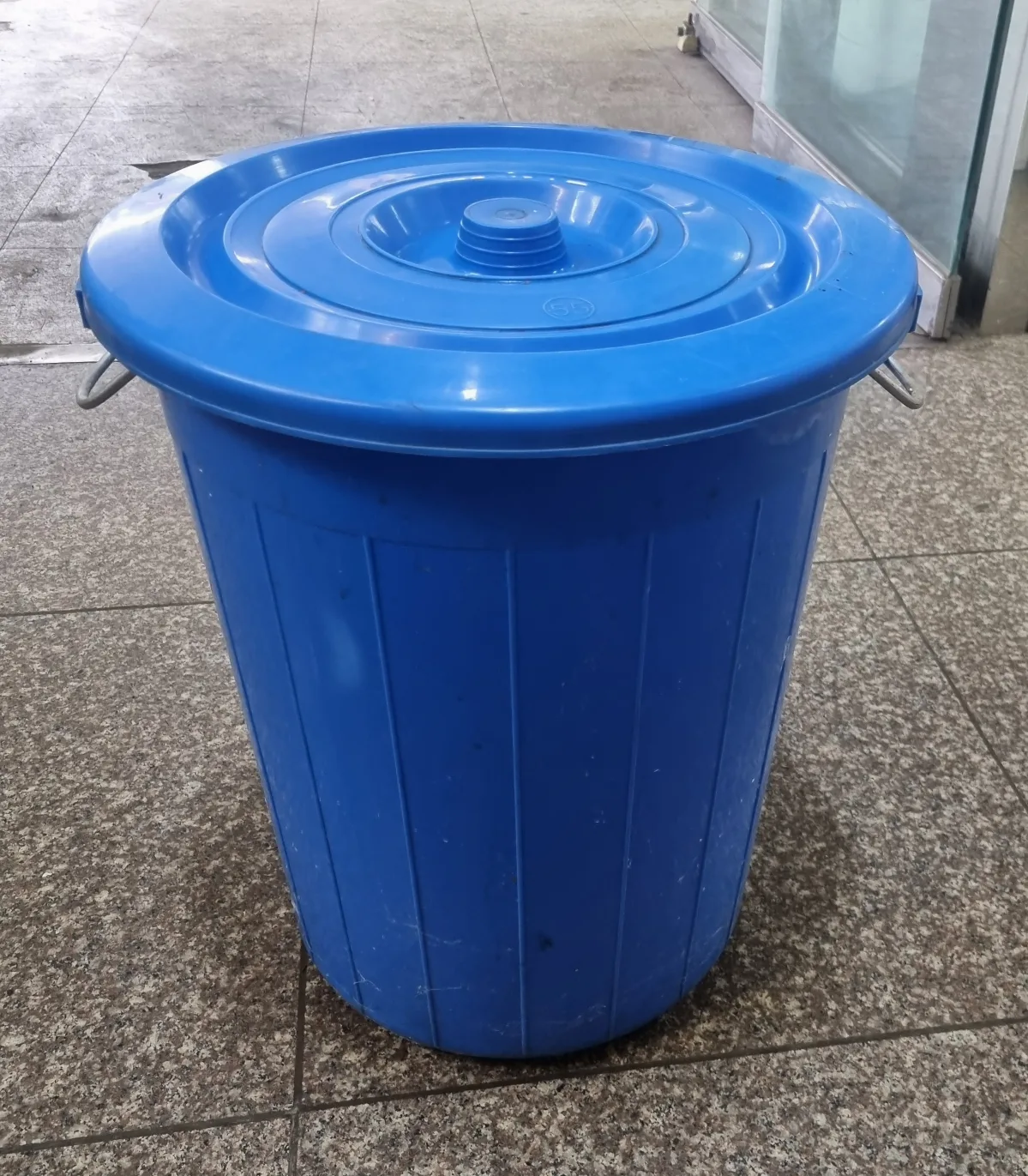 파란색 플라스틱 양동이 55L(중고)